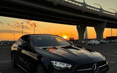 Mercedes-Benz E-Класс, 2021 год, 3 900 000 рублей, 1 фотография