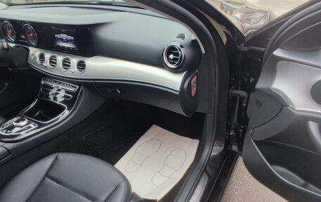 Mercedes-Benz E-Класс, 2016 год, 2 290 000 рублей, 11 фотография