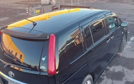 Toyota ISis I, 2010 год, 1 150 000 рублей, 10 фотография