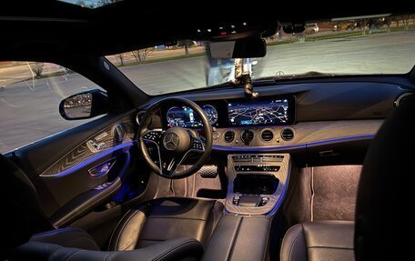 Mercedes-Benz E-Класс, 2021 год, 6 500 000 рублей, 7 фотография