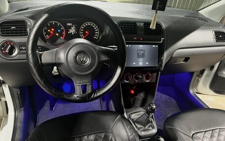 Volkswagen Polo VI (EU Market), 2014 год, 910 000 рублей, 3 фотография