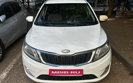 KIA Rio III рестайлинг, 2013 год, 720 000 рублей, 5 фотография