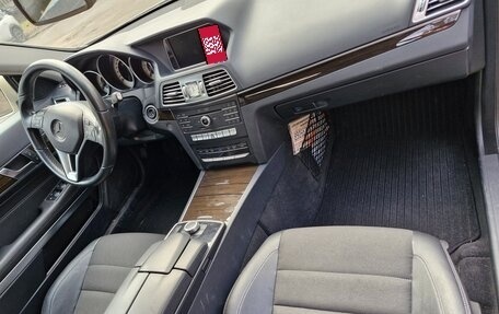 Mercedes-Benz E-Класс, 2015 год, 2 700 000 рублей, 1 фотография