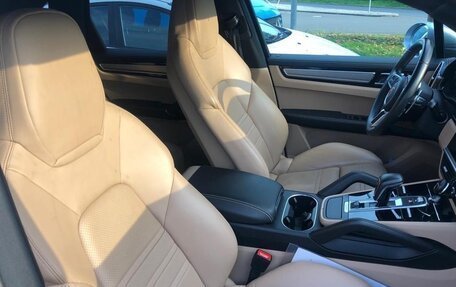 Porsche Cayenne III, 2019 год, 8 000 000 рублей, 7 фотография