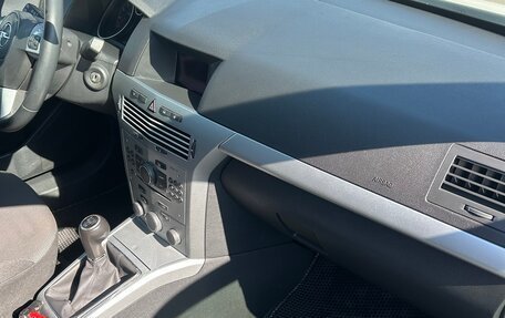 Opel Astra H, 2011 год, 710 000 рублей, 8 фотография