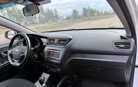 KIA Rio III рестайлинг, 2016 год, 1 300 000 рублей, 20 фотография