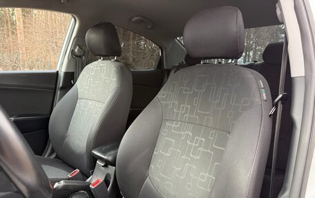 KIA Rio III рестайлинг, 2016 год, 1 300 000 рублей, 26 фотография