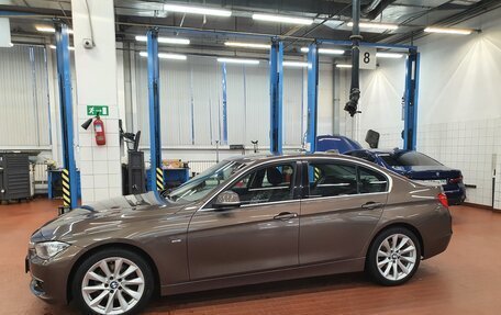 BMW 3 серия, 2013 год, 2 350 000 рублей, 6 фотография