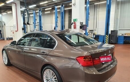 BMW 3 серия, 2013 год, 2 350 000 рублей, 3 фотография