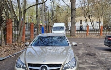 Mercedes-Benz E-Класс, 2015 год, 2 700 000 рублей, 8 фотография