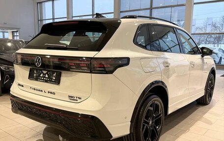 Volkswagen Tiguan, 2025 год, 4 900 000 рублей, 7 фотография