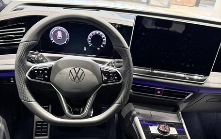 Volkswagen Tiguan, 2025 год, 4 900 000 рублей, 15 фотография