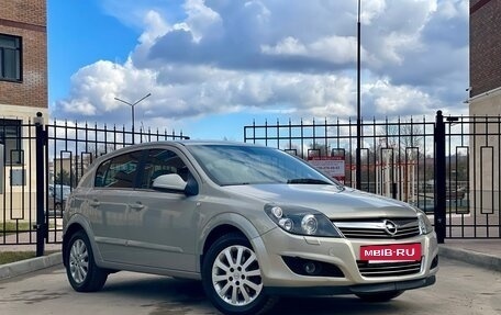 Opel Astra H, 2011 год, 620 000 рублей, 2 фотография