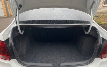 Volkswagen Polo VI (EU Market), 2018 год, 1 070 000 рублей, 14 фотография