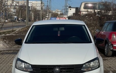 Volkswagen Polo VI (EU Market), 2019 год, 930 000 рублей, 2 фотография