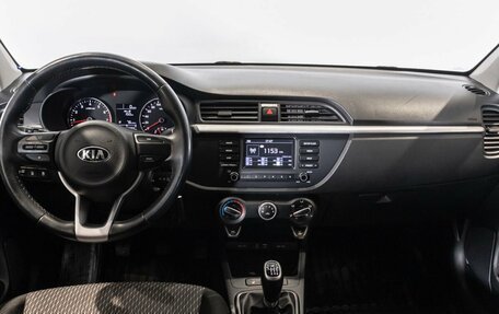 KIA Rio IV, 2018 год, 1 360 000 рублей, 6 фотография