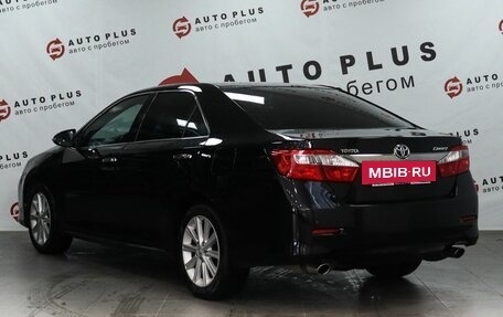 Toyota Camry, 2013 год, 1 699 000 рублей, 2 фотография