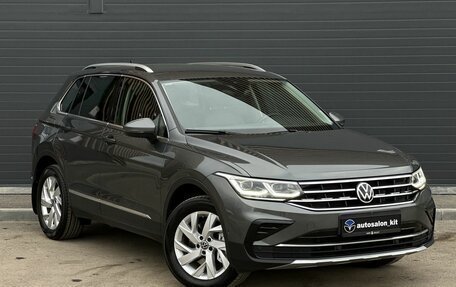 Volkswagen Tiguan II, 2021 год, 3 590 000 рублей, 3 фотография