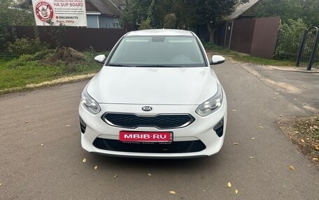 KIA cee'd III, 2021 год, 1 350 000 рублей, 1 фотография