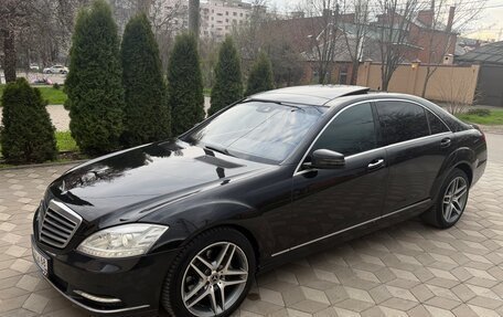 Mercedes-Benz S-Класс, 2010 год, 1 450 000 рублей, 2 фотография