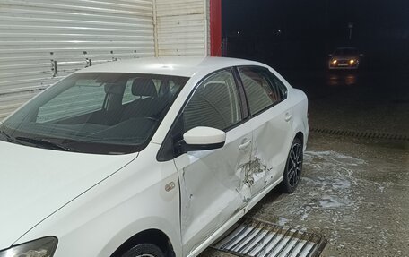 Volkswagen Polo VI (EU Market), 2015 год, 470 000 рублей, 2 фотография