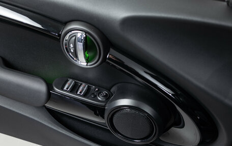 MINI Cabrio, 2019 год, 4 490 000 рублей, 15 фотография