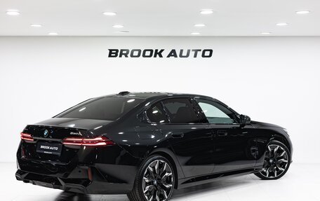 BMW 5 серия, 2025 год, 10 690 000 рублей, 6 фотография