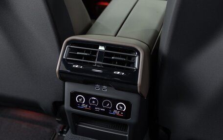 BMW 5 серия, 2025 год, 10 690 000 рублей, 27 фотография