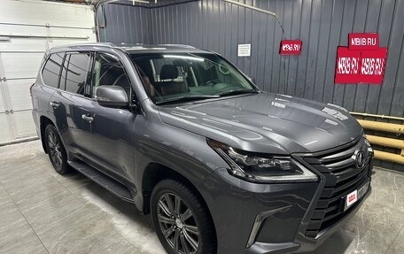 Lexus LX III, 2017 год, 7 450 000 рублей, 1 фотография