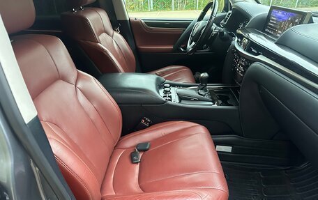 Lexus LX III, 2017 год, 7 450 000 рублей, 14 фотография