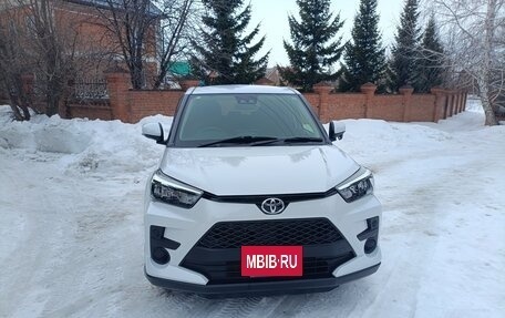 Toyota Raize I, 2021 год, 1 730 000 рублей, 3 фотография