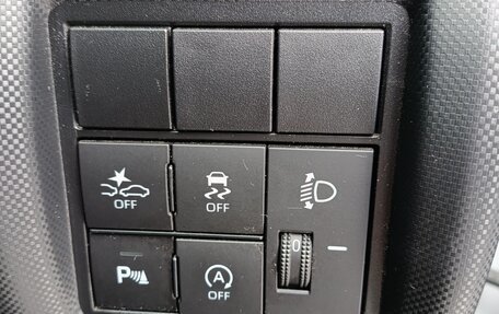 Toyota Raize I, 2021 год, 1 730 000 рублей, 12 фотография