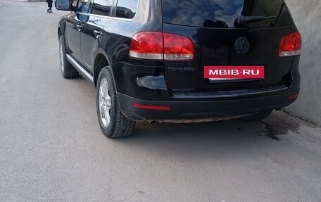 Volkswagen Touareg III, 2004 год, 590 000 рублей, 3 фотография