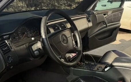 Mercedes-Benz E-Класс, 1997 год, 380 000 рублей, 10 фотография