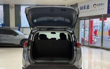 Chevrolet Orlando, 2023 год, 1 455 123 рублей, 22 фотография