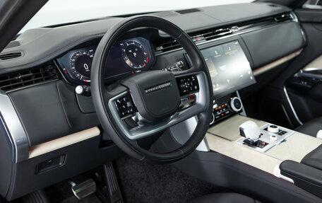 Land Rover Range Rover IV рестайлинг, 2023 год, 23 990 000 рублей, 9 фотография