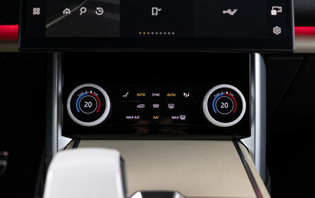 Land Rover Range Rover IV рестайлинг, 2023 год, 23 990 000 рублей, 17 фотография