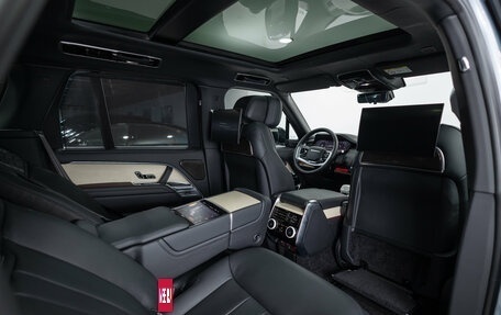 Land Rover Range Rover IV рестайлинг, 2023 год, 23 990 000 рублей, 30 фотография