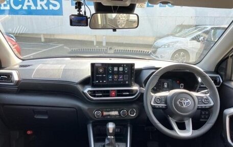 Toyota Raize I, 2022 год, 1 095 000 рублей, 10 фотография