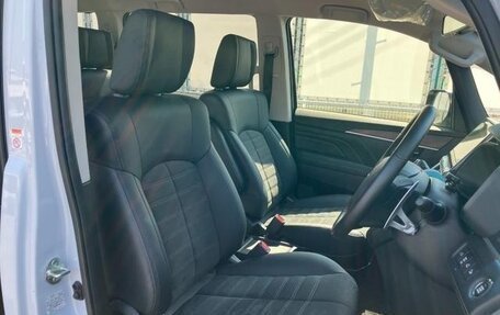 Mitsubishi Delica D:5 I, 2022 год, 2 435 000 рублей, 13 фотография