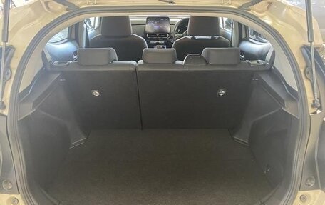 Toyota Aqua, 2022 год, 1 100 000 рублей, 12 фотография