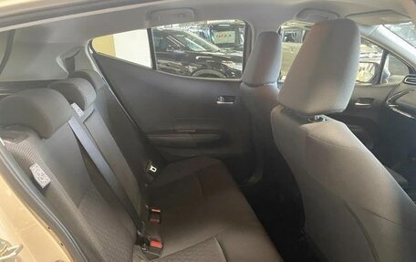 Toyota Aqua, 2022 год, 1 100 000 рублей, 11 фотография