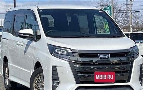 Toyota Noah III, 2020 год, 2 150 000 рублей, 1 фотография
