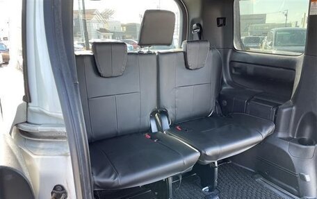 Toyota Noah III, 2020 год, 2 150 000 рублей, 15 фотография