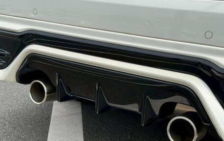 Toyota Prius IV XW50, 2022 год, 1 560 000 рублей, 18 фотография