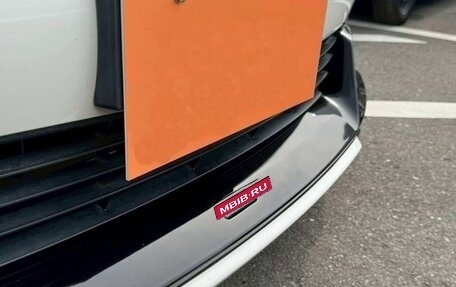 Toyota Prius IV XW50, 2022 год, 1 560 000 рублей, 15 фотография