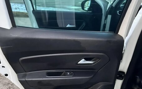 Renault Duster, 2022 год, 1 799 999 рублей, 9 фотография