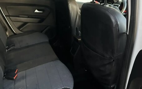 Renault Duster, 2022 год, 1 799 999 рублей, 13 фотография