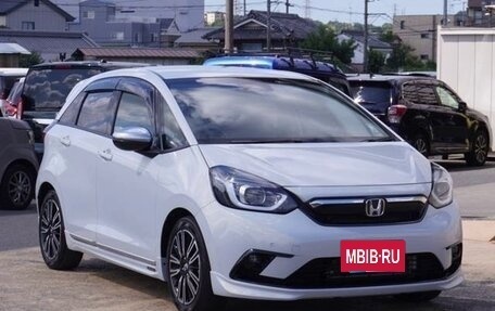 Honda Fit, 2021 год, 1 070 000 рублей, 4 фотография