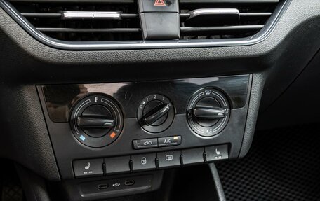 Skoda Rapid II, 2021 год, 1 170 000 рублей, 13 фотография